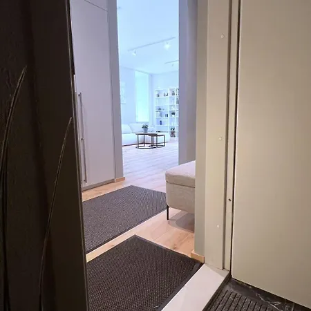 Moderne 2-zimmer-wohnung In Der Altstadt Appartement