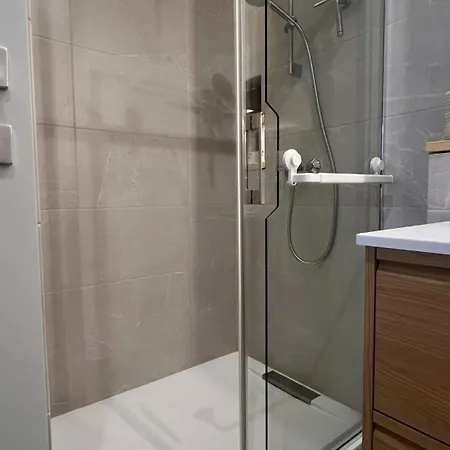 Appartement Moderne 2-zimmer-wohnung In Der Altstadt *